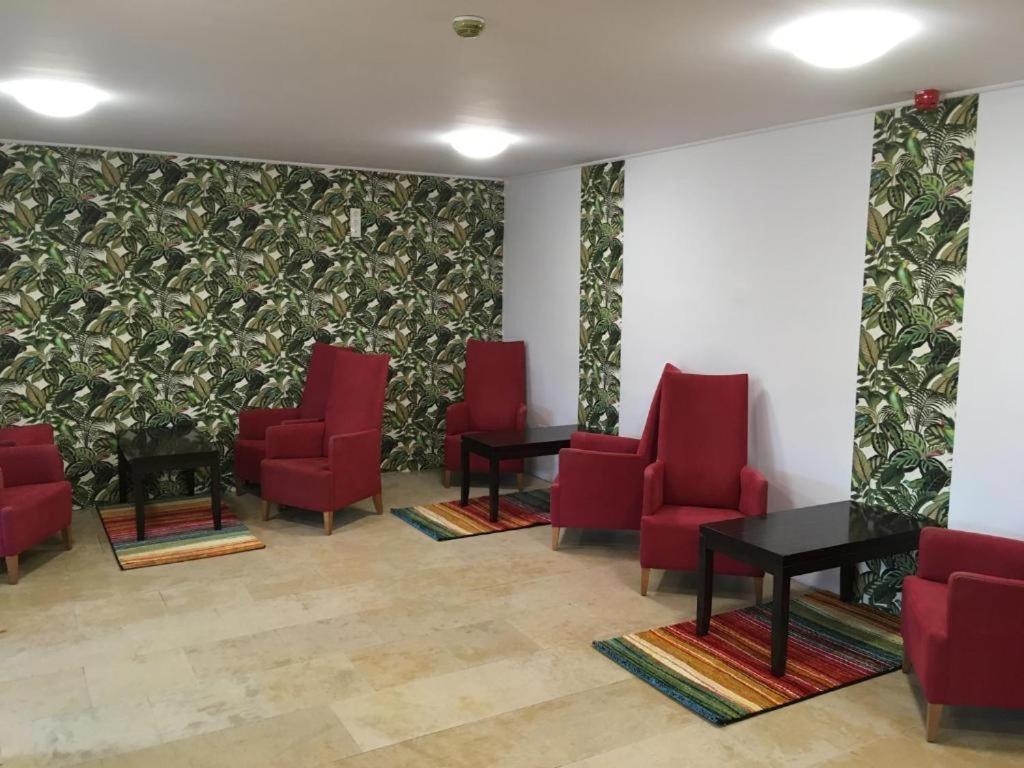 Fenyves Hotel Балатонфенивес Екстериор снимка