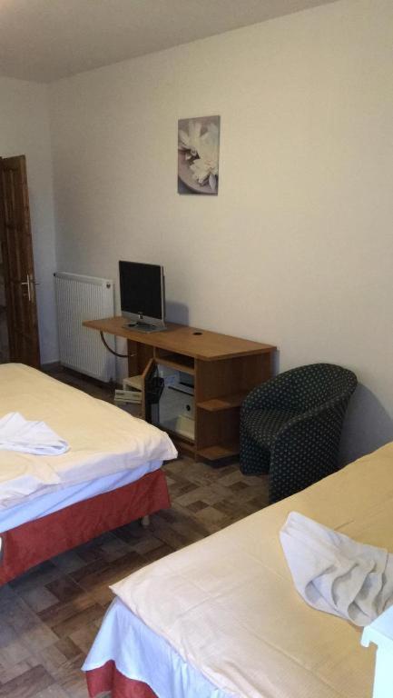 Fenyves Hotel Балатонфенивес Екстериор снимка