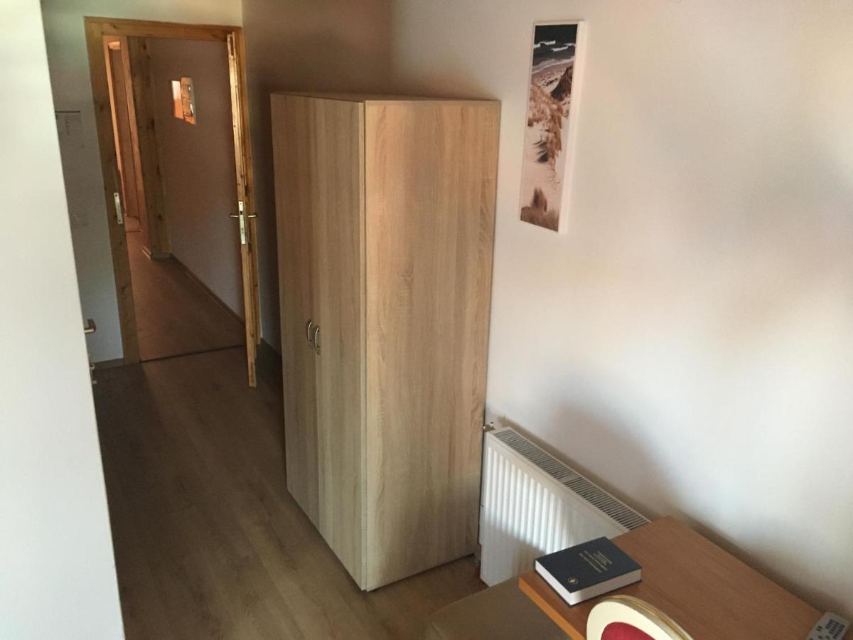 Fenyves Hotel Балатонфенивес Екстериор снимка